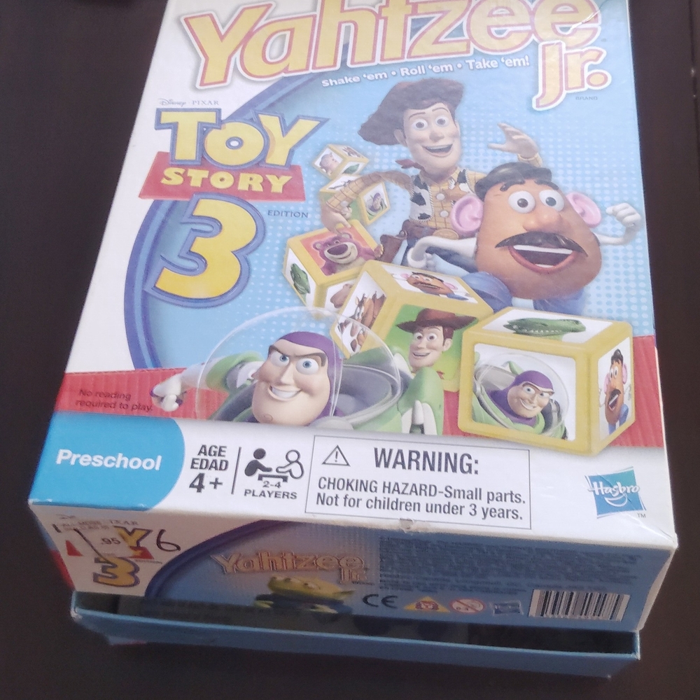 Hasbro Toy Story 3 Yahtzee Jr. Game - Picture 2 of 4